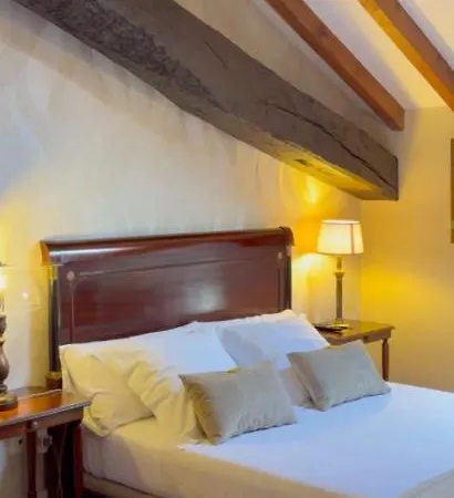 Palacio La Casona De Hotell 3*