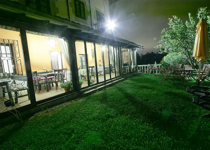 Palacio La Casona De 酒店 3*