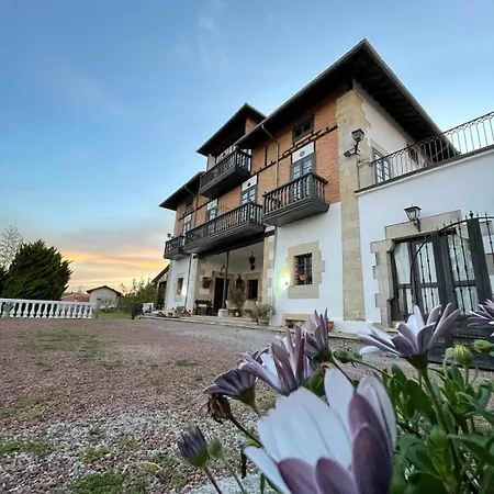 Palacio La Casona De 3*